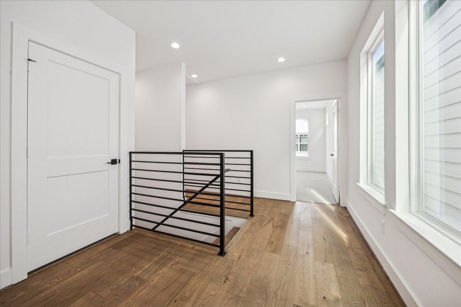 Spacious, unfurnished interior of a new home in , Houston (Image 26).