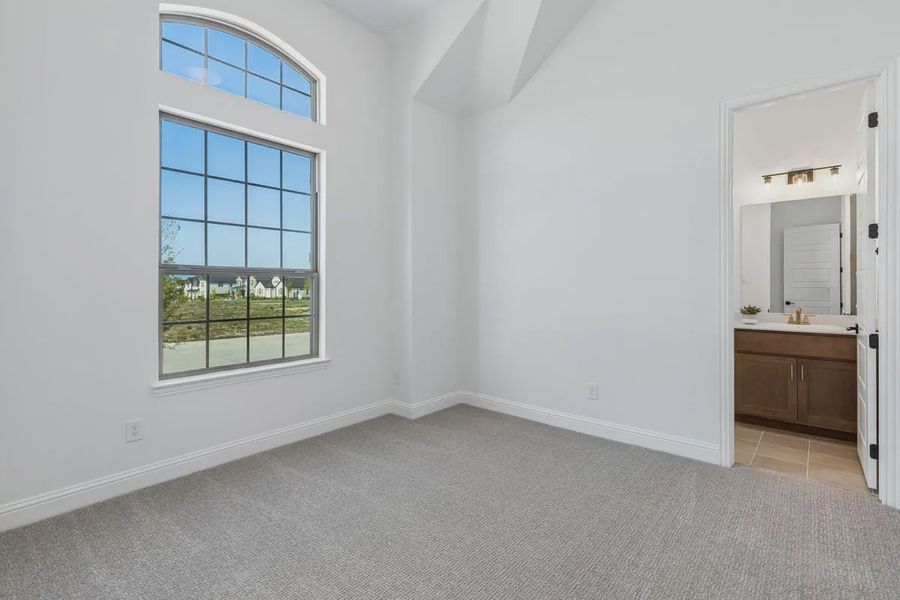 Spacious, unfurnished interior of a new home in Talia, Mesquite (Image 20).