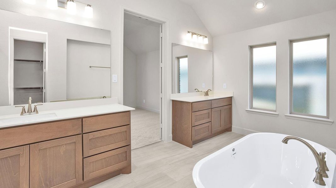 Furnished interior view inside a new home in Riceland 50', Mont Belvieu (Image 5).