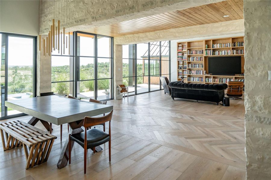 Community amenities in , Blanco (Image 15).