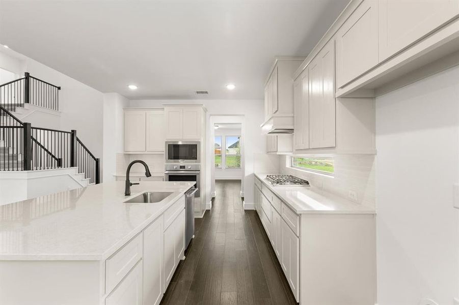 412 Newpark-Kitchen-3