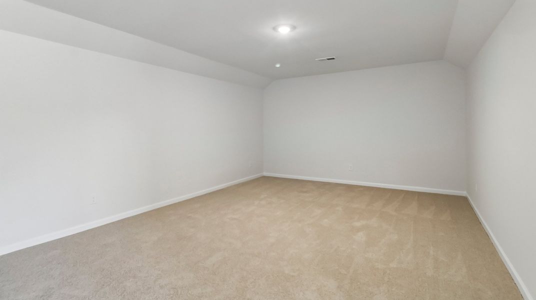 Spacious, unfurnished interior of a new home in Gates Village, Lugoff (Image 26).