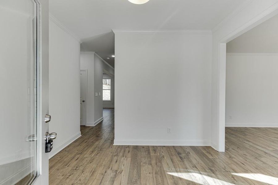 Spacious, unfurnished interior of a new home in , Commerce (Image 35).
