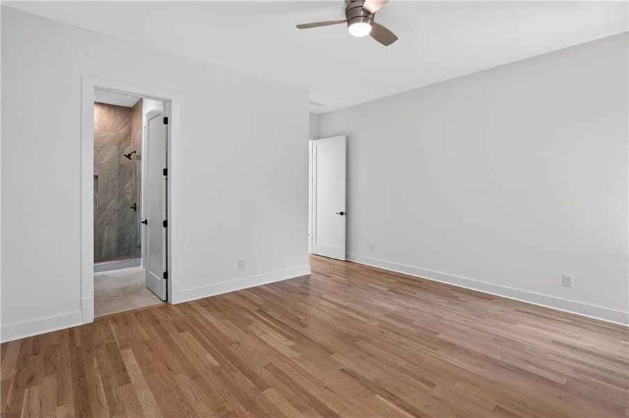 Spacious, unfurnished interior of a new home in , Alpharetta (Image 72).