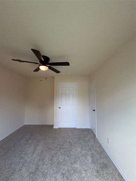 Spacious, unfurnished interior of a new home in , Willis (Image 10).