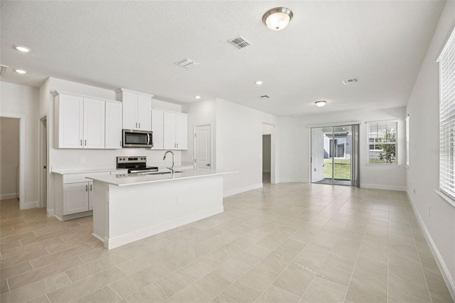 Furnished interior view inside a new home in Cyrene at Minneola, Minneola (Image 5).