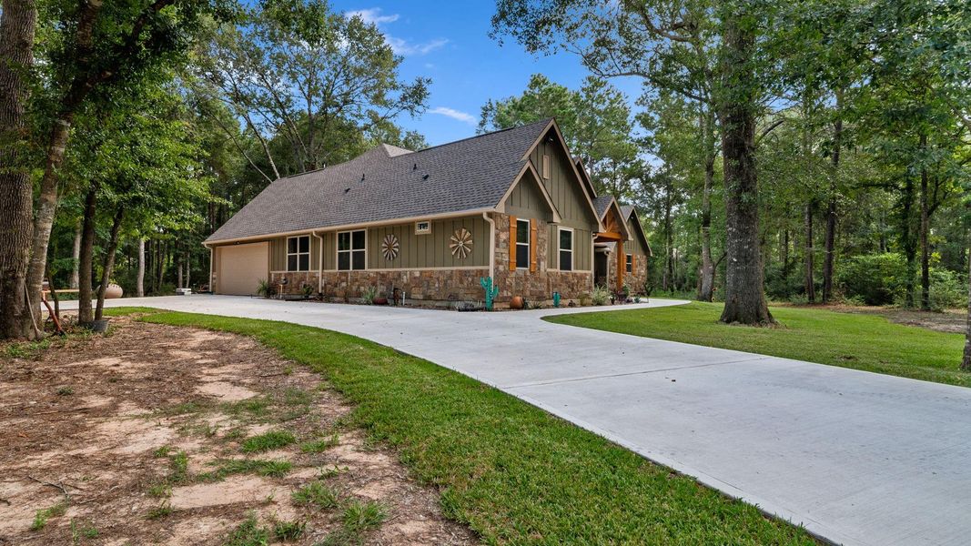 Image 32 of a home in . Image 32 of a home in .