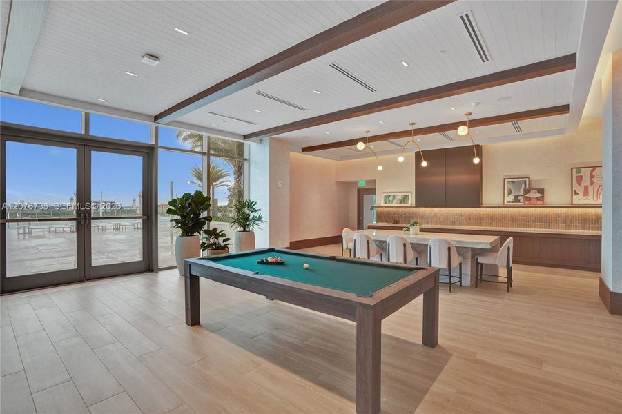 Community amenities in , North Miami (Image 89).