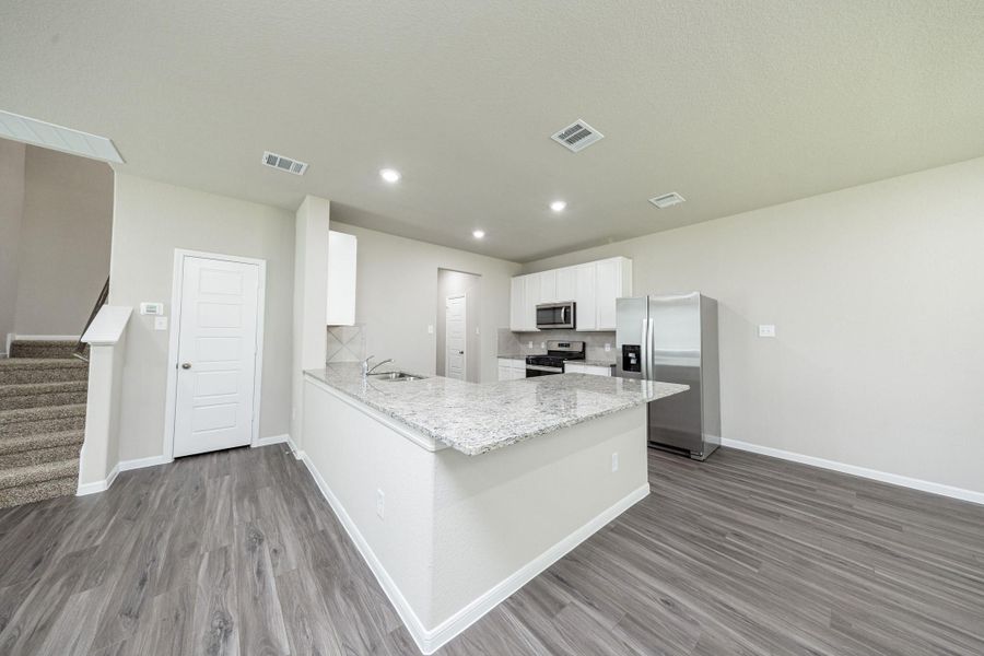 Image 23 of a home in Mackenzie Creek. Image 23 of a home in Mackenzie Creek.