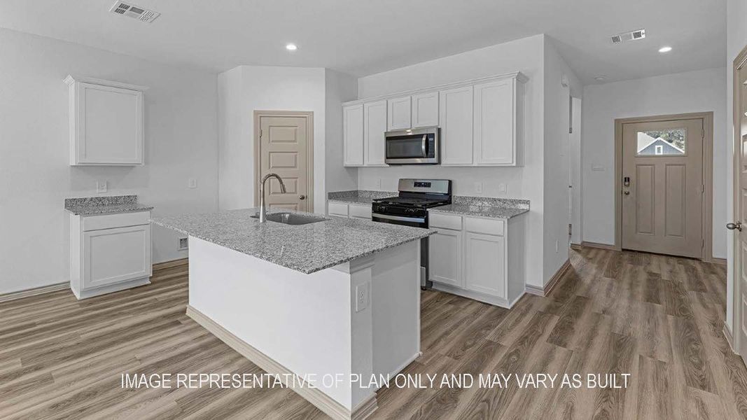 Representative furnished interior of a home built from the Midland by D.R. Horton in Springwood, Beaumont (Image 5).