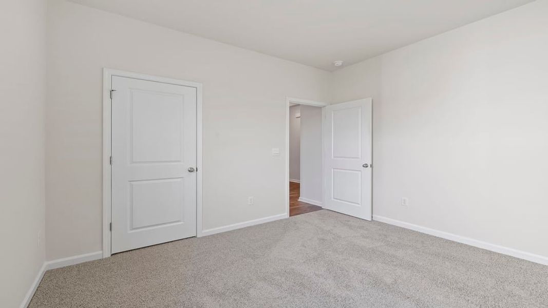 Spacious, unfurnished interior of a new home in Woodglen, Piedmont (Image 16). Spacious, unfurnished interior of a new home in Woodglen, Piedmont (Image 16).