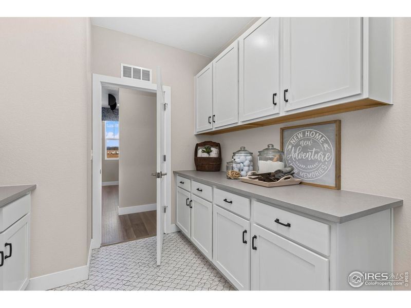 Furnished interior view inside a new home in Farmstead, Berthoud (Image 30).