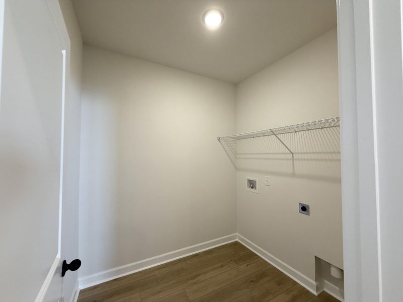 Spacious, unfurnished interior of a new home in , Summerville (Image 17).