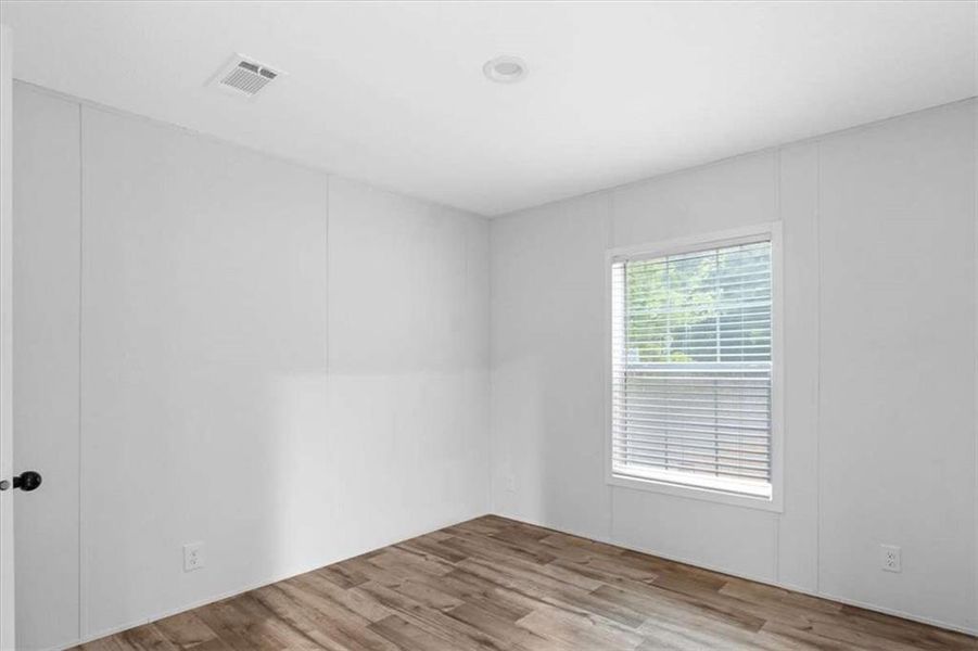 Spacious, unfurnished interior of a new home in , Eatonton (Image 20).
