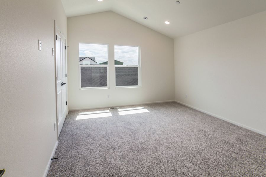 Spacious, unfurnished interior of a new home in Prairie Song, Windsor (Image 23). Spacious, unfurnished interior of a new home in Prairie Song, Windsor (Image 23).