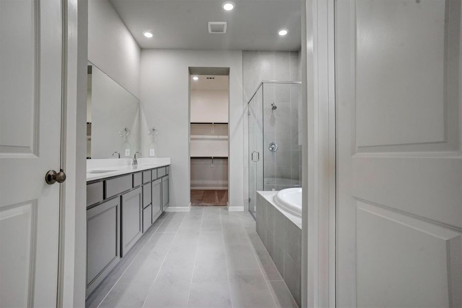 Image 24 of a home in Sunterra 50s. Image 24 of a home in Sunterra 50s.