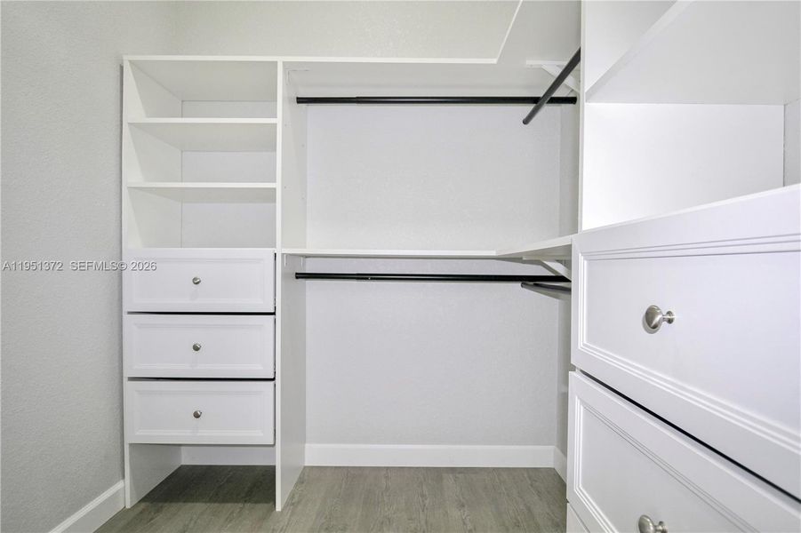 Image 34 of a home in .