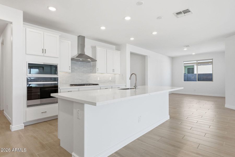 PHX_Miravida_Lot 1044_Imperial_14777_Kit