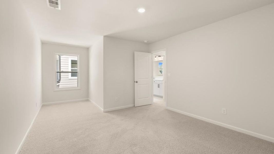 Spacious, unfurnished interior of a new home in Hamptons at Riverwood East, Dallas (Image 22). Spacious, unfurnished interior of a new home in Hamptons at Riverwood East, Dallas (Image 22).