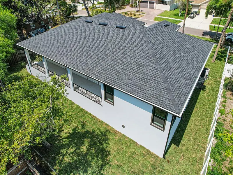 Exterior details and patio area of a home in , Safety Harbor (Image 4).