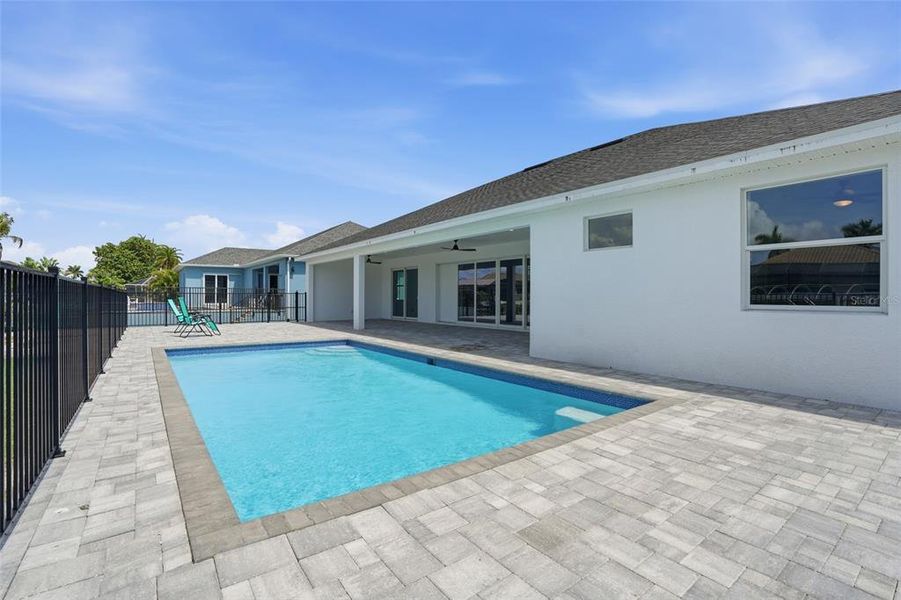 Exterior details and patio area of a home in , Cape Coral (Image 30).