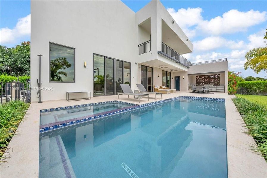 Exterior details and patio area of a home in , Marco Island (Image 31).