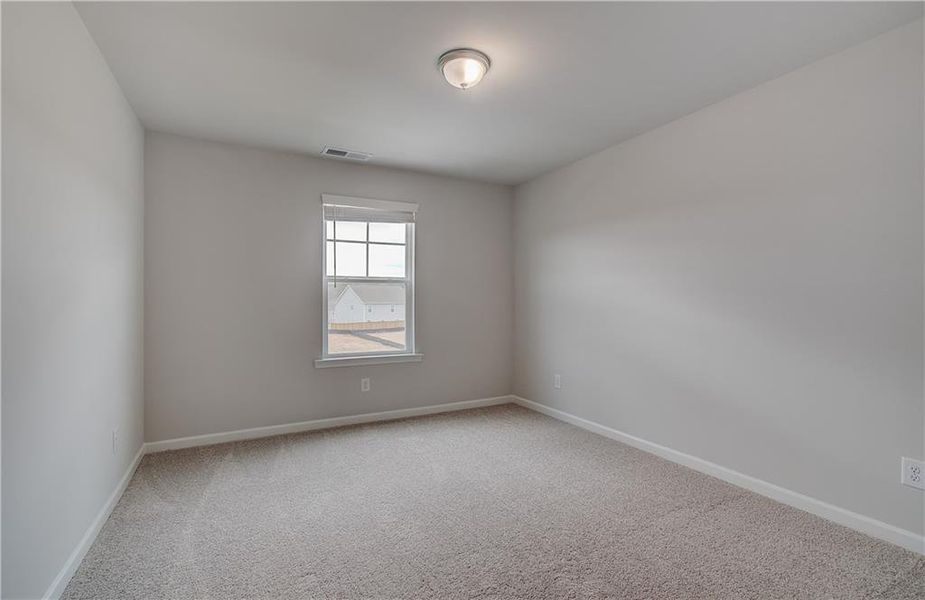 Spacious, unfurnished interior of a new home in Chapel Hill, Newnan (Image 24).