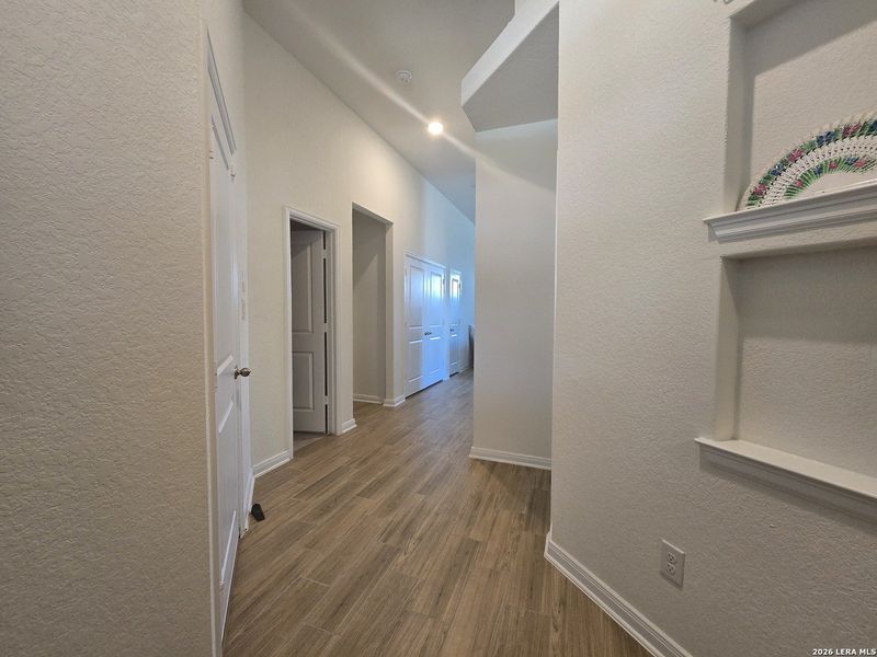 Spacious, unfurnished interior of a new home in Homestead, Schertz (Image 23).