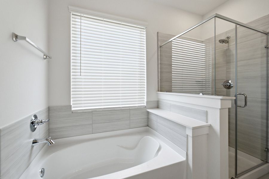 Furnished interior view inside a new home in Ashland, Angleton (Image 12).