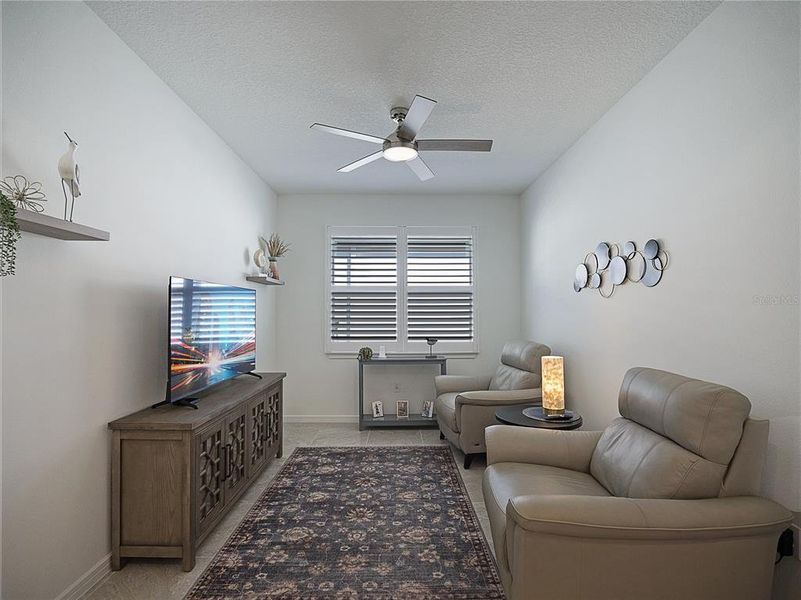 Furnished interior view inside a new home in Del Webb Stone Creek, Ocala (Image 11).