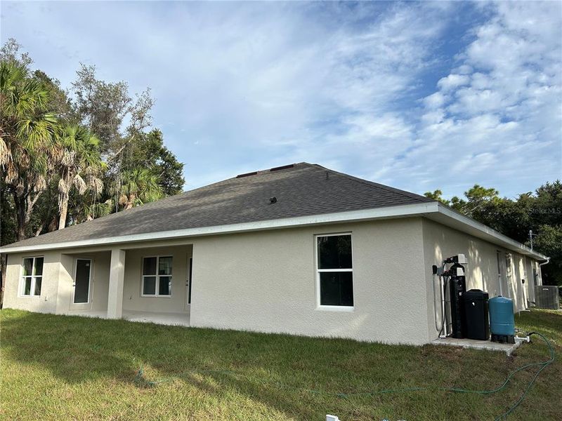 Image 7 of a home in North Port. Image 7 of a home in North Port.