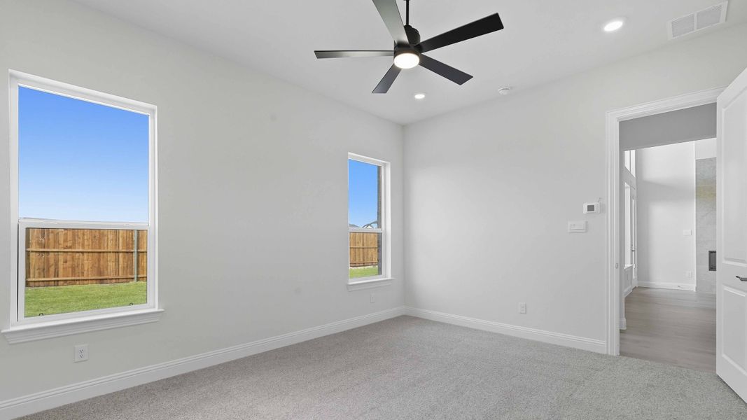 Spacious, unfurnished interior of a new home in Clearview Ranch, Royse City (Image 22).