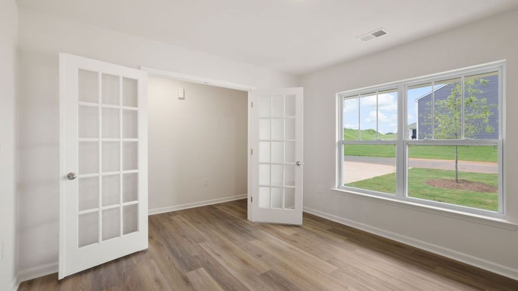 Spacious, unfurnished interior of a new home in Lakestone, Woodruff (Image 19). Spacious, unfurnished interior of a new home in Lakestone, Woodruff (Image 19).