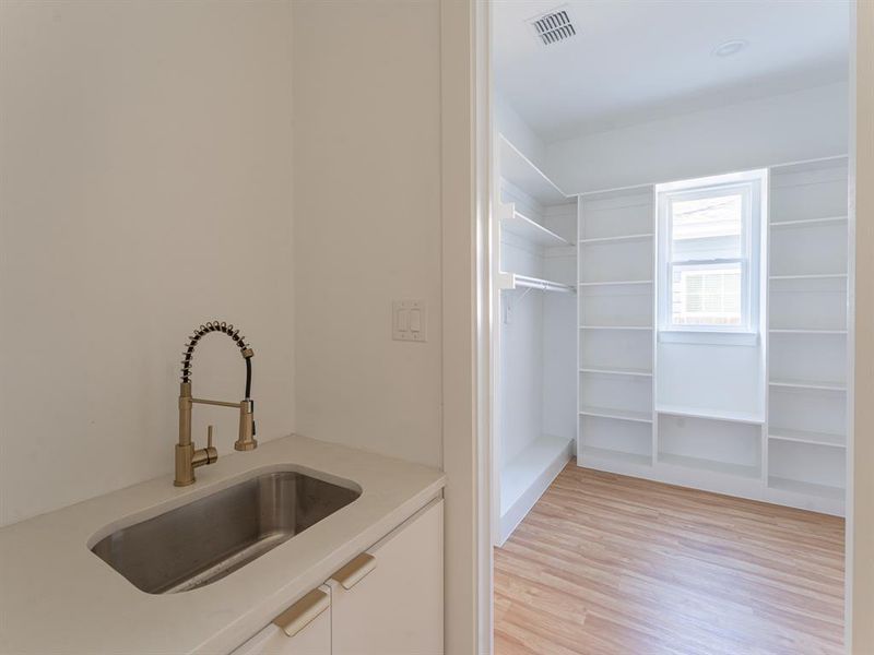 Image 23 of a home in .