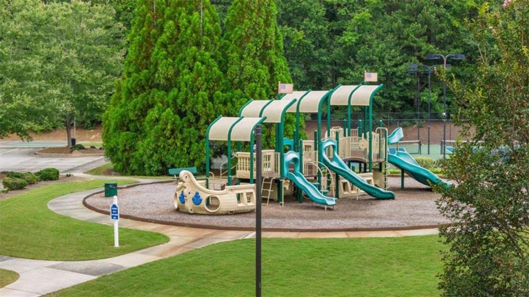 Community amenities in Heritage Pointe, Senoia (Image 68).