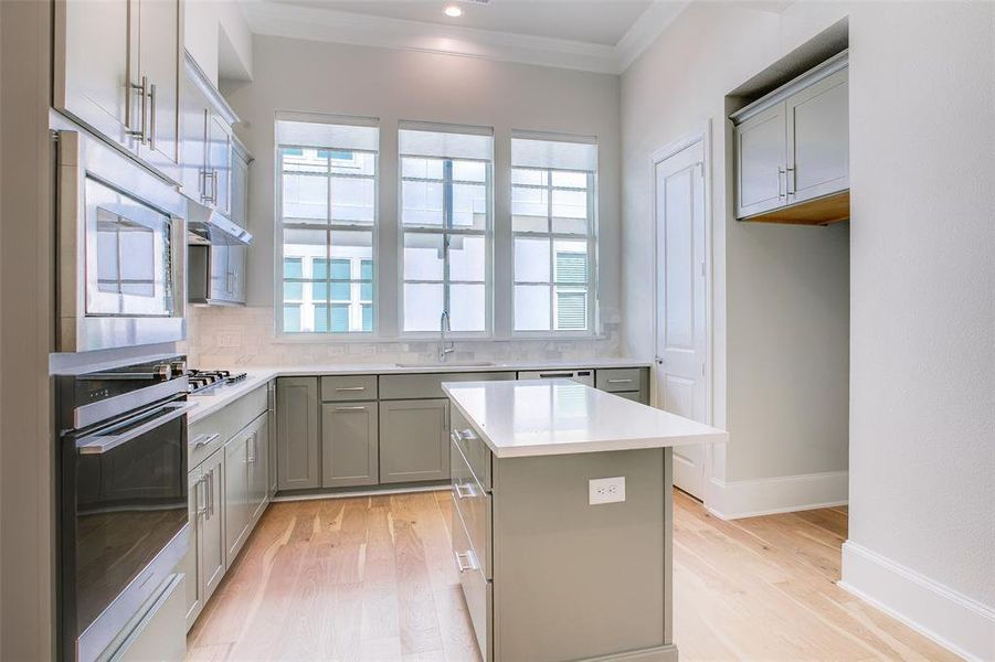 Image of actual unit.