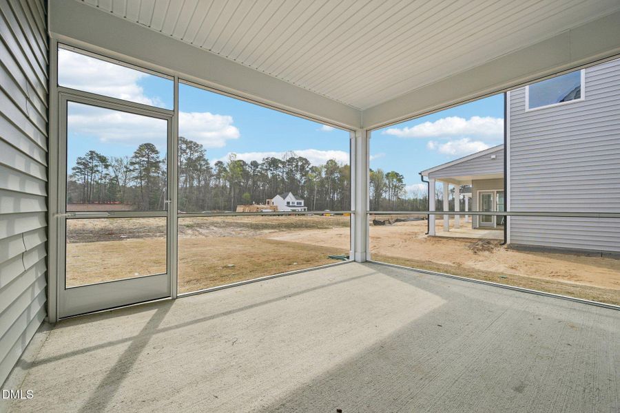 44-web-or-mls-Fetching Pl-S2403-044