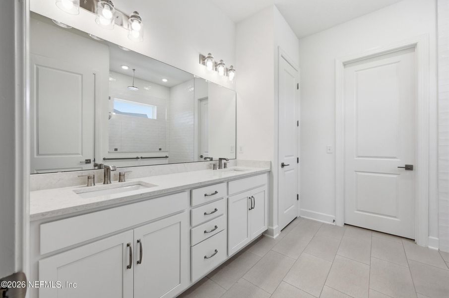 Furnished interior view inside a new home in Crosswinds 40’, Ponte Vedra (Image 13).