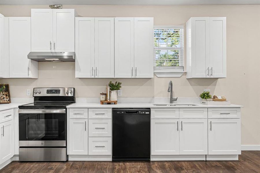 Close-up of interior finishes inside a home in , Quinlan (Image 10). Close-up of interior finishes inside a home in , Quinlan (Image 10).