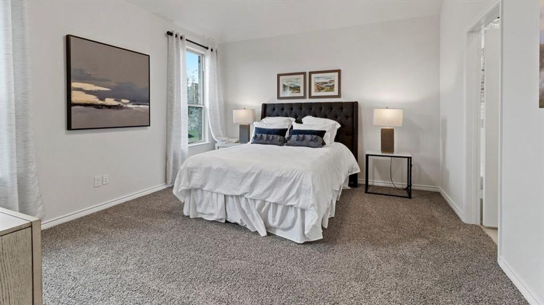 Bedroom with carpet