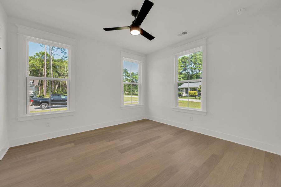 Spacious, unfurnished interior of a new home in Dorchester County Homes, Ridgeville (Image 16).