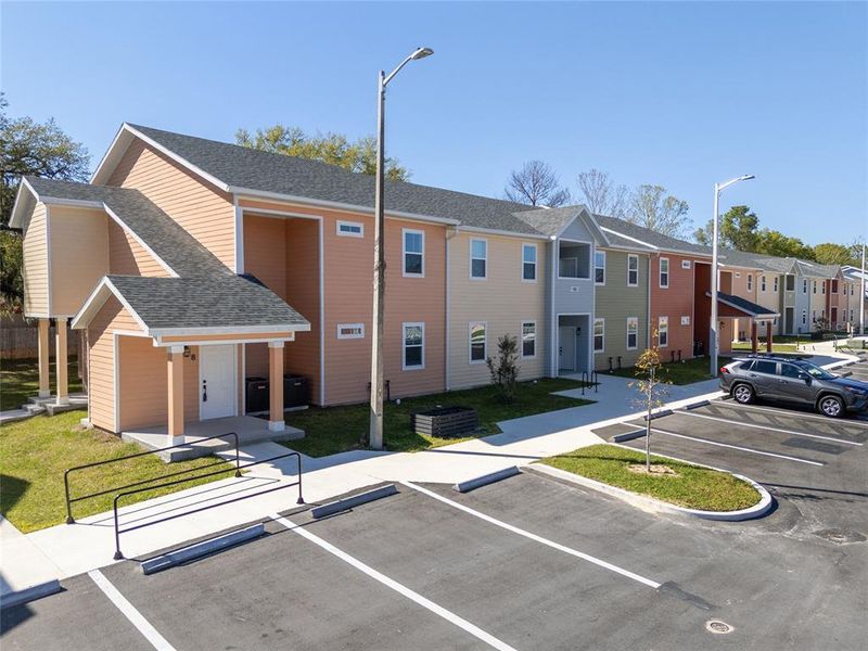 Image 16 of a home in .