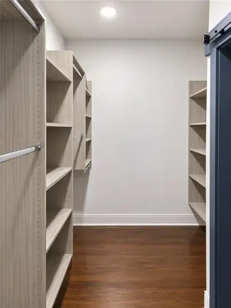 Image 38 of a home in .
