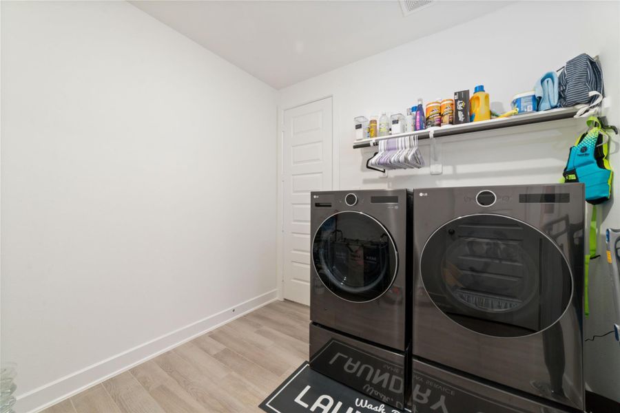 Image 32 of a home in Sunterra (Katy ISD). Image 32 of a home in Sunterra (Katy ISD).