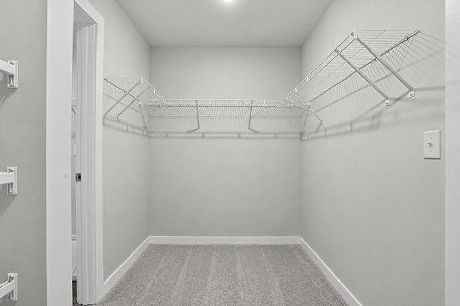 Spacious, unfurnished interior of a new home in The Manor at Gainesville Township, Gainesville (Image 25).