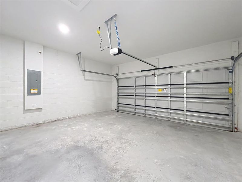 Spacious, unfurnished interior of a new home in , Citrus Springs (Image 33). Spacious, unfurnished interior of a new home in , Citrus Springs (Image 33).