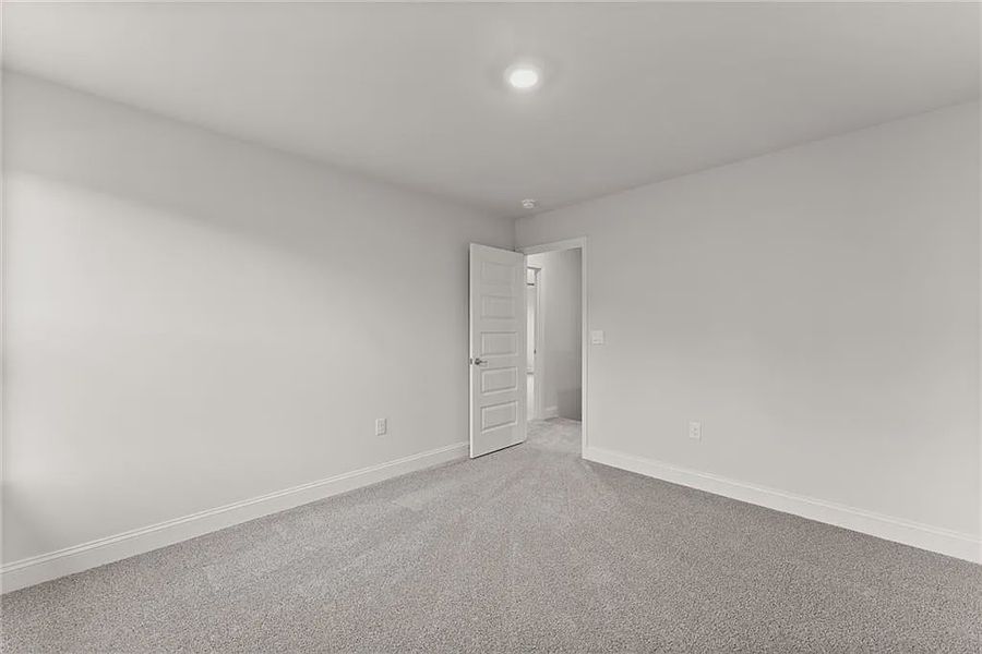 Spacious, unfurnished interior of a new home in Magnolia Villas, Cornelia (Image 30).