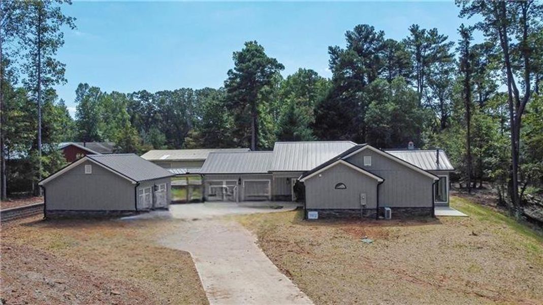 Image 27 of a home in .