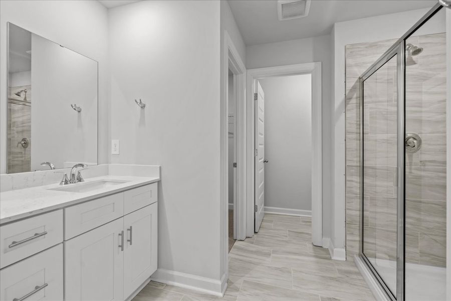 Furnished interior view inside a new home in Creek Ridge - Heritage Collection, Spartanburg (Image 8).