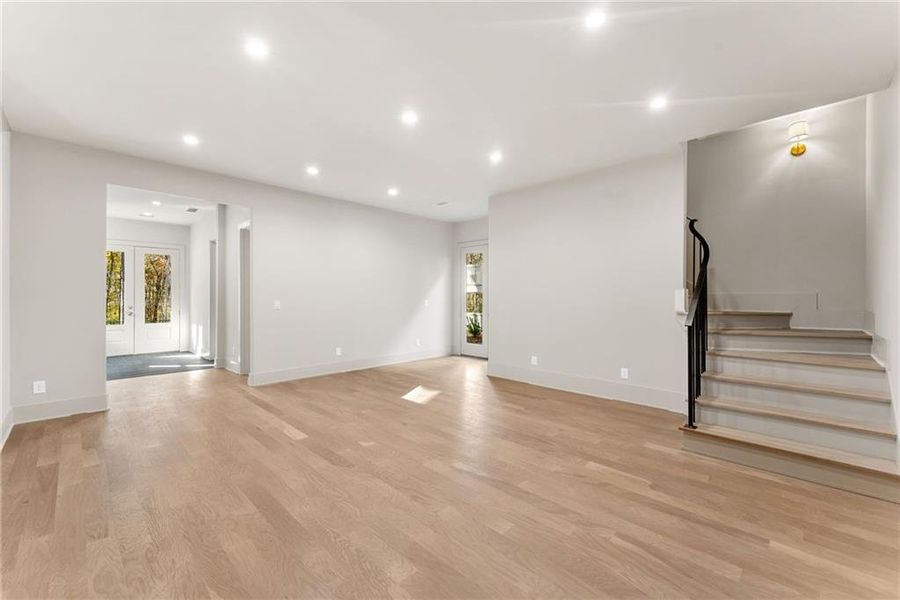 Spacious, unfurnished interior of a new home in , Chattahoochee Hills (Image 21).